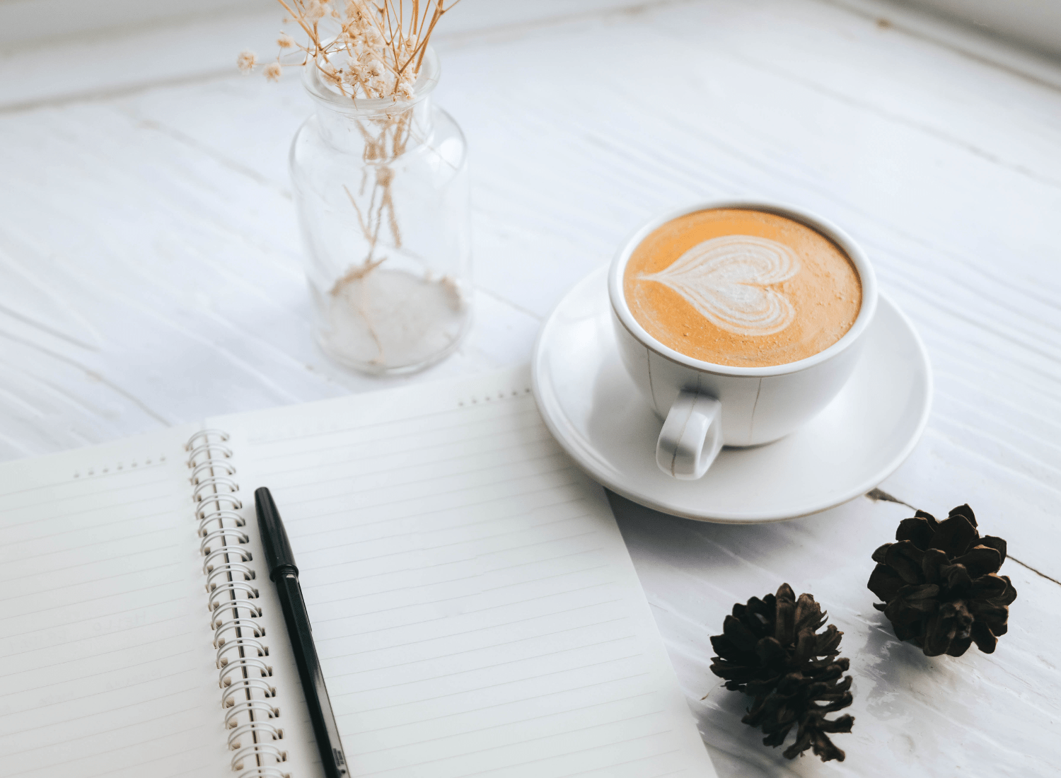 Hạn chế sử dụng caffein và các chất kích thích