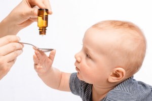 Giải đáp thắc mắc nên cho bé uống men tiêu hoá trước hay sau ăn