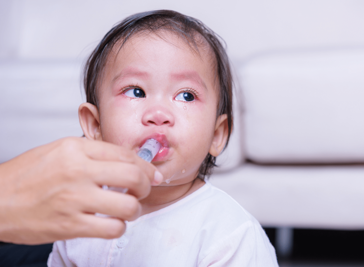 Sử dụng men tiêu hoá sau ăn sẽ giúp bé giảm các triệu chứng khó tiêu