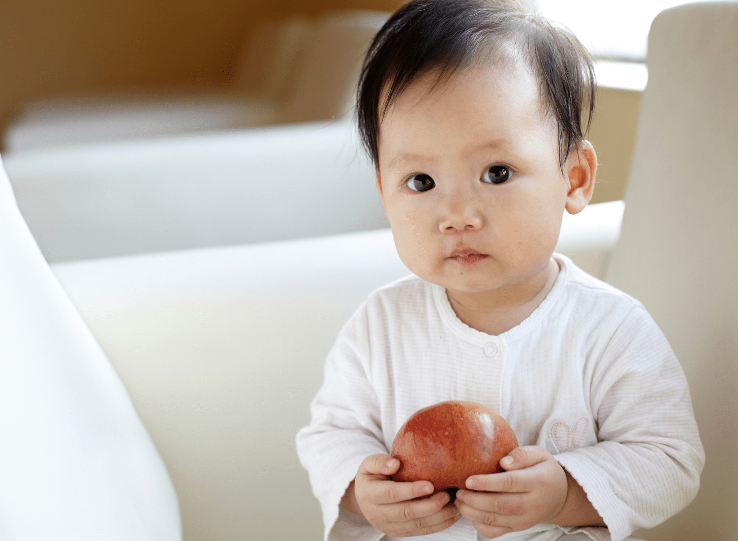 bổ sung acid folic trong thời gian mang thai giúp trẻ phát triển đầy đủ