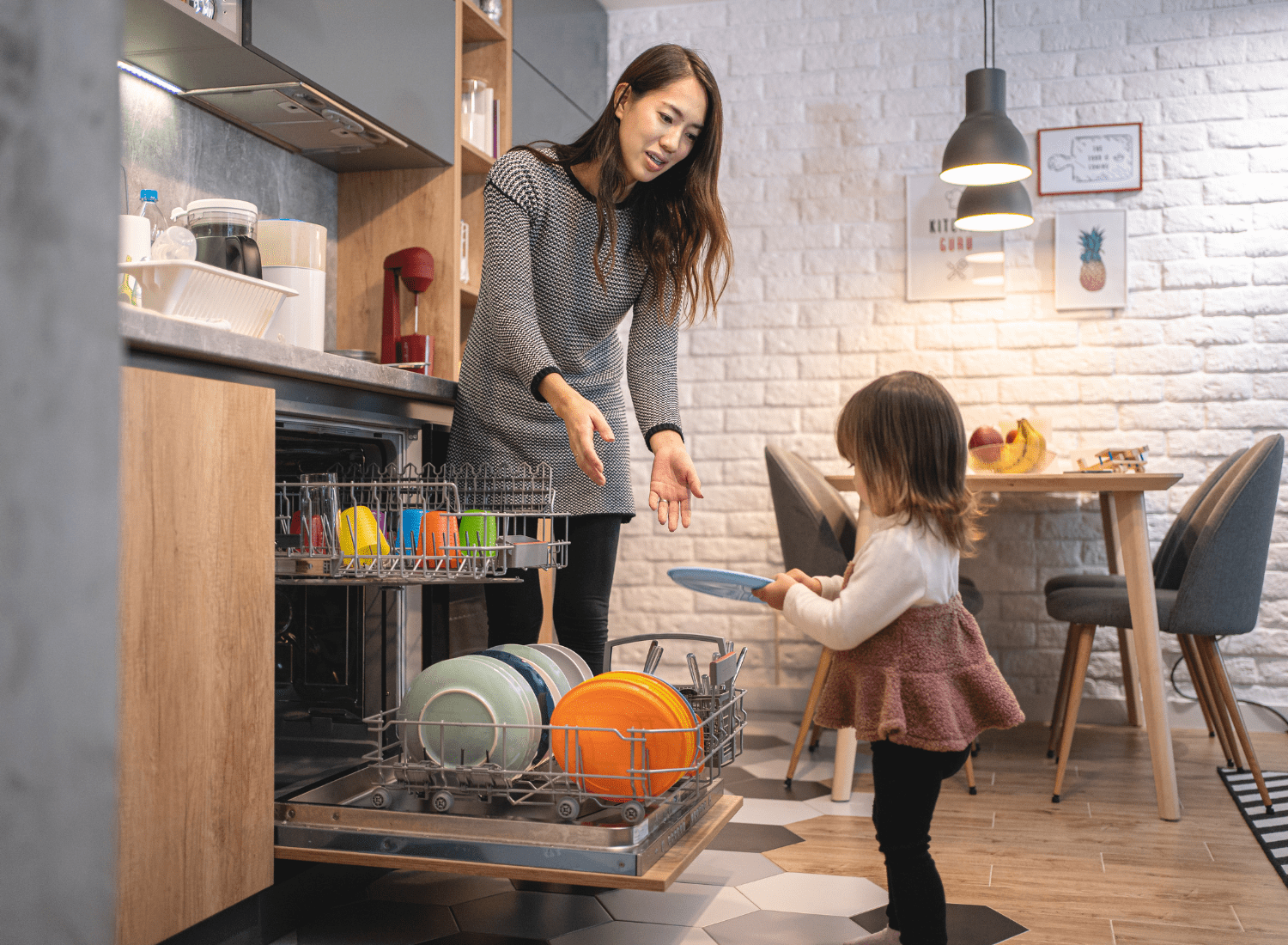 Dạy bé cách làm việc đơn giản một cách độc lập